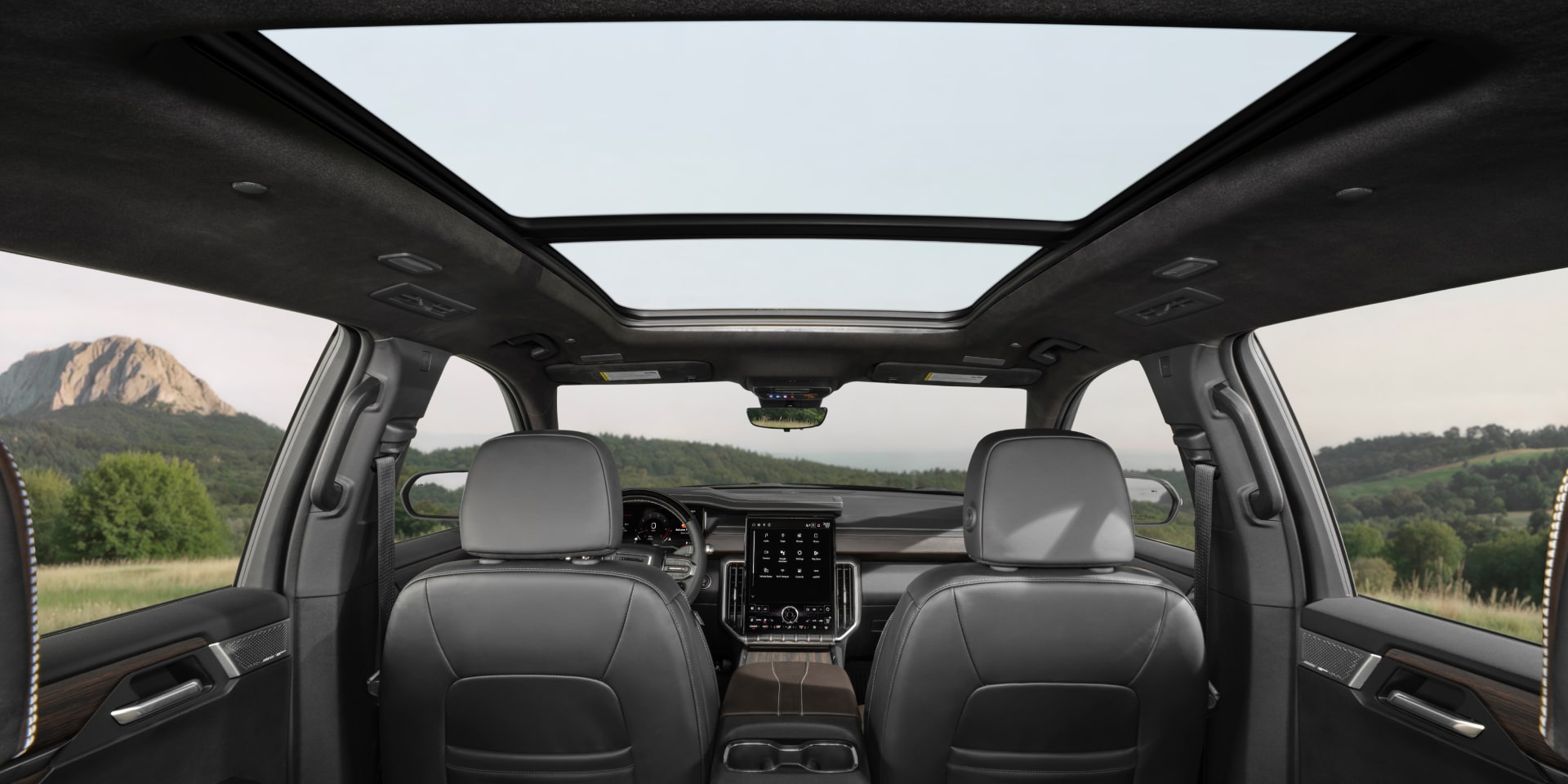 my26-acadia-denali-interior-design