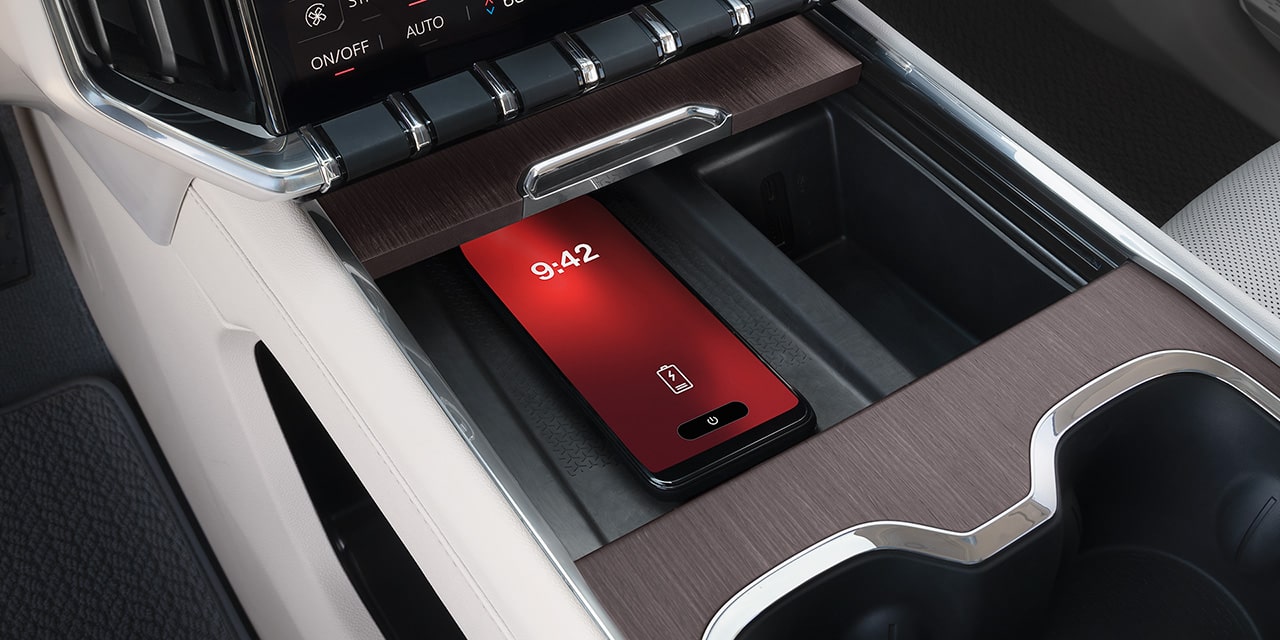 my26-acadia-at4-technology-wireless-charging