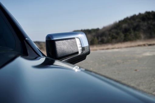 2024 GMC sierra Design: Exterior Chrome Outside Mirror