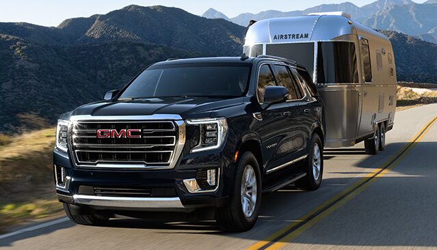 2021 GMC Yukon Full-Size SUV front side angle view