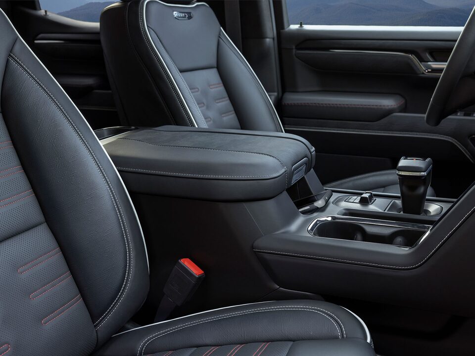Close-up View of the Seating and Middle Armrest Console of the 2025 GMC Sierra 1500