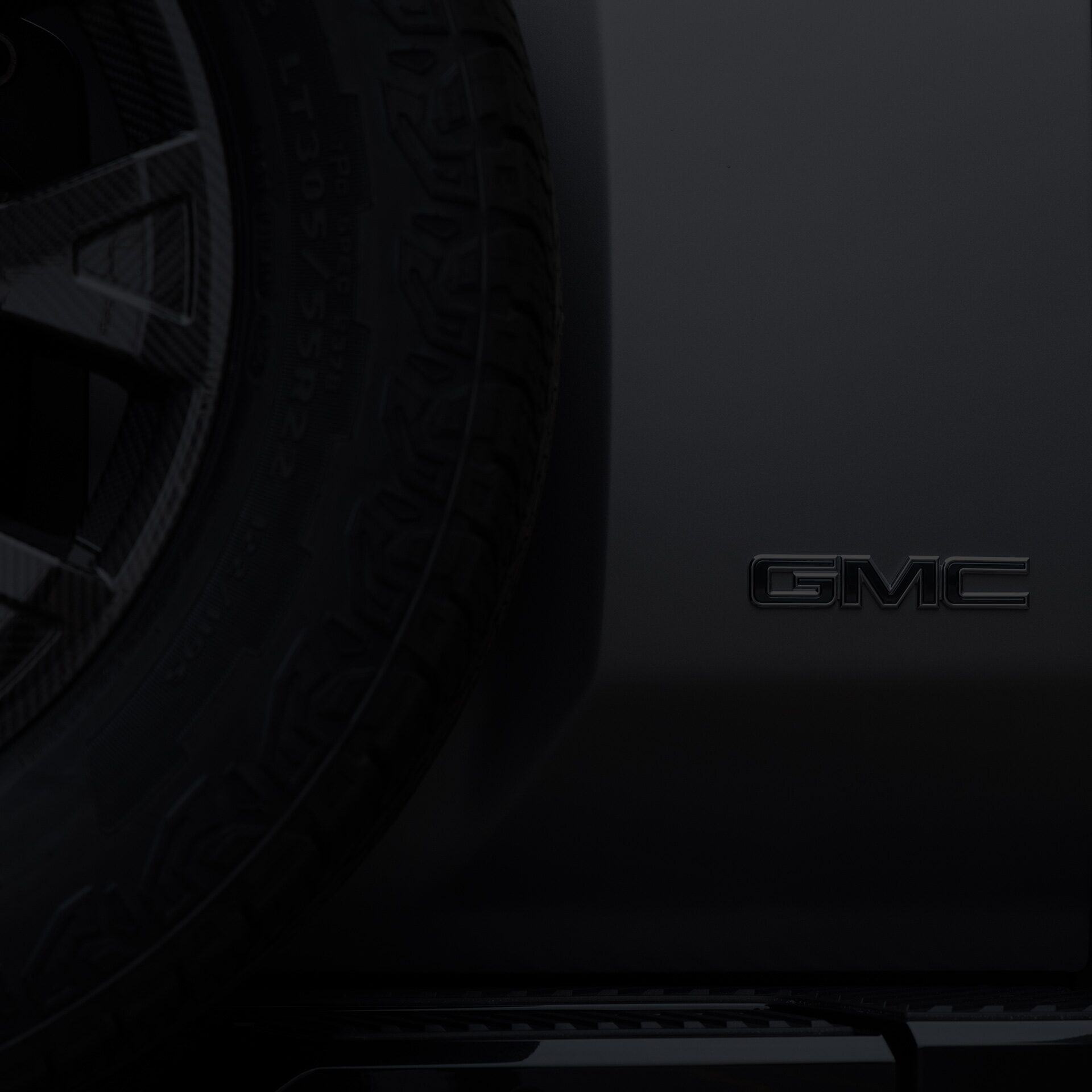 The GMC Logo on the 2026 GMC HUMMER EV SUV Exterior