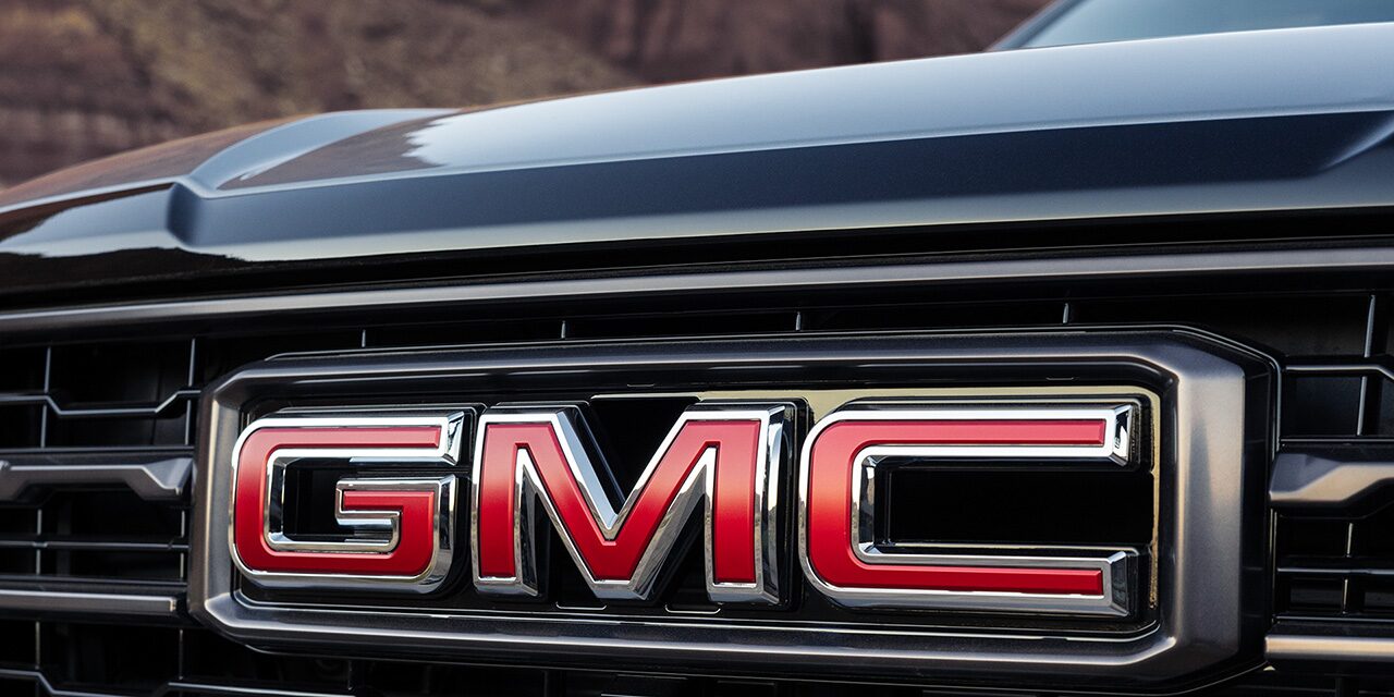 Close-up of the GMC Badging on the 2026 Yukon Grille